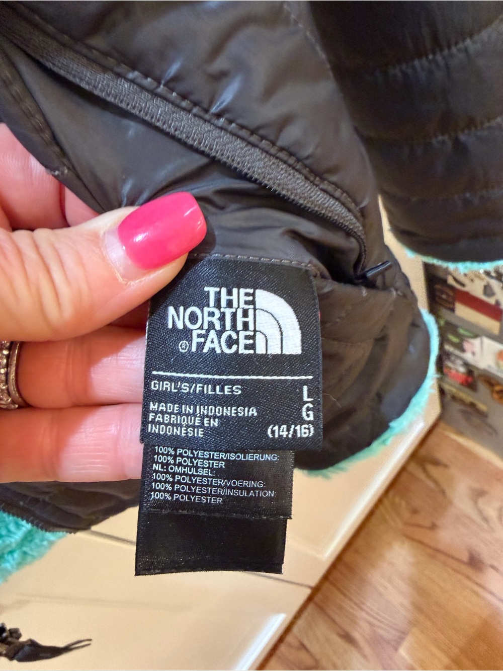 The North Face Girls' Puffer Jacket - Black with Teal Trim - Picture 2 of 3